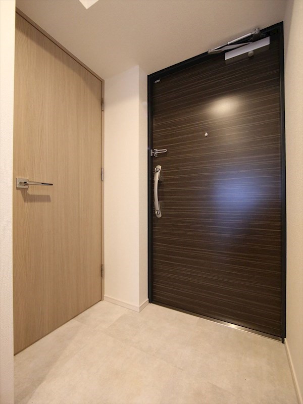 S-RESIDENCE名駅NorthⅡ 玄関　シューズボックス付（収納充実してます）　