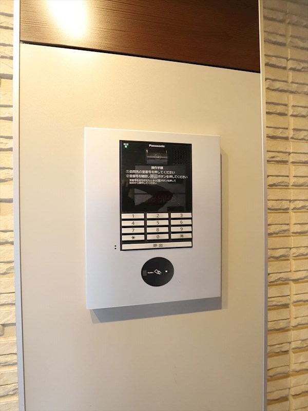 プロムナード西高蔵 オートロック　セコムセキュリティ　オートロック　宅配ＢＯＸ