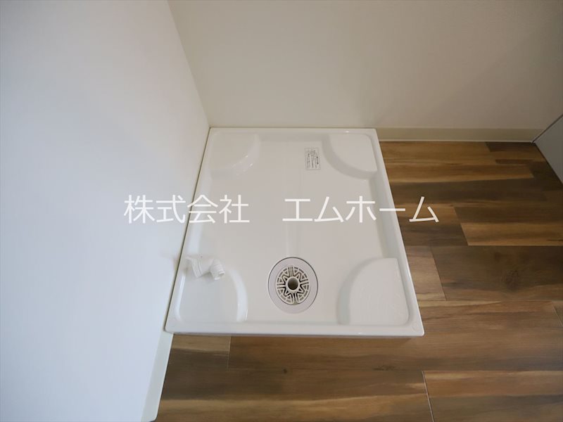 セントフィオーレ岩塚 室内洗濯機置き場