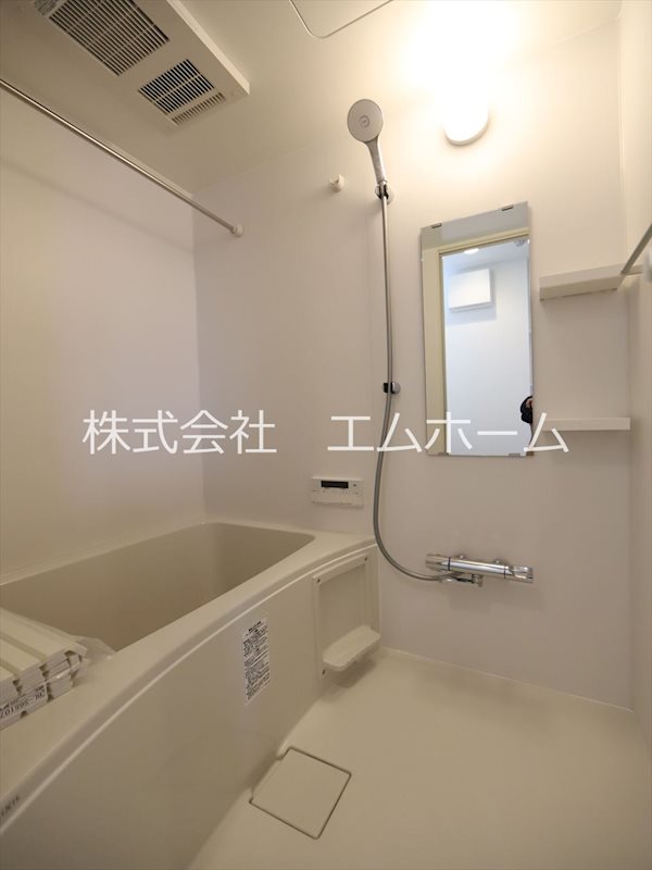 セントフィオーレ岩塚 追い焚き　浴室暖房乾燥機付バスルーム