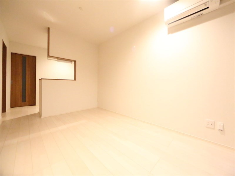 ＲＥＧＡＬＥＳＴ妙音通II ＬＤＫ11.6帖　システムキッチン　エアコン完備　同仕様写真