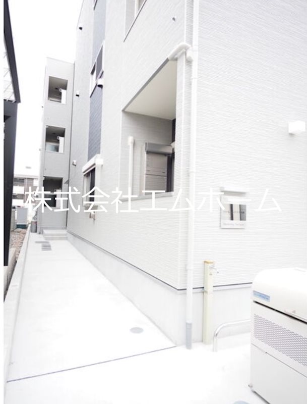 Ｈａｒｍｏｎｙ　Ｔｅｒｒａｃｅ本陣 外観　オートロック付　宅配ＢＯＸ有　ゴミステーション付