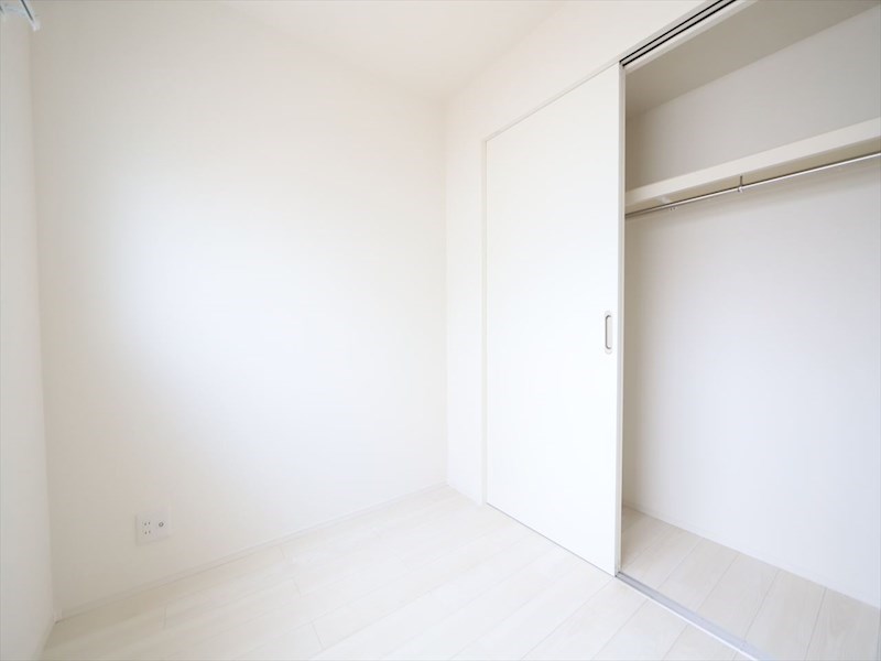 （仮称）緑区大高町字天神Ｂコーポ 洋室3.4帖　クローゼット付（収納充実してます）　同仕様写真