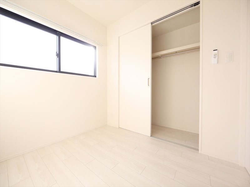 Ｇｅｎｔｌｅ Ｌｉｇｈｔ 野並 洋室4.1帖　クローゼット付（収納充実してます）　同仕様写真