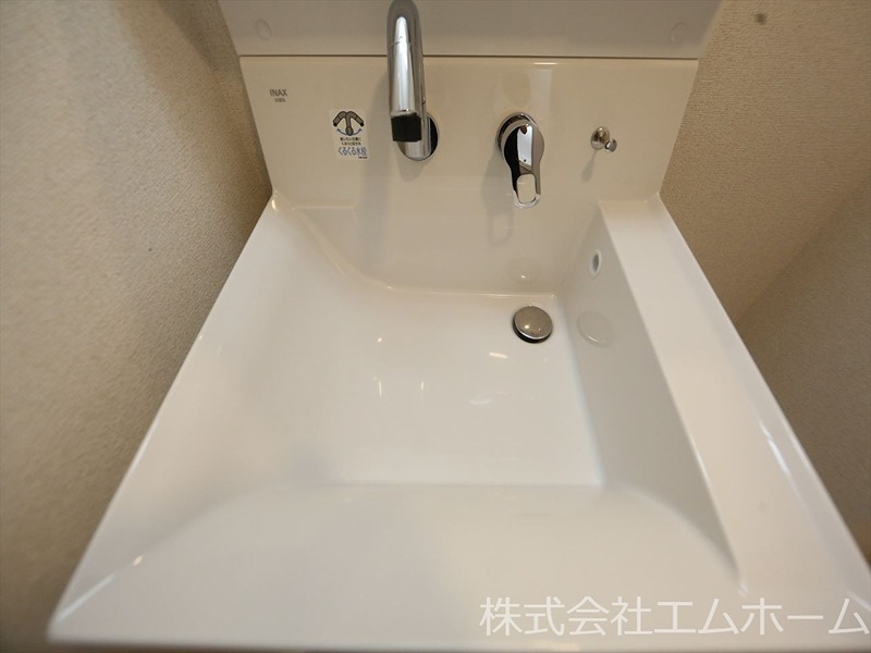 カランコエ川並 脱衣所　独立洗面化粧台　室内洗濯機置き場