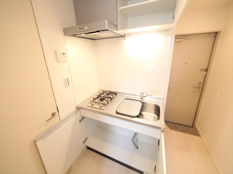 Ｌｕｍｏ庄内通 システムキッチン（ガス2口コンロ付）　同仕様写真
