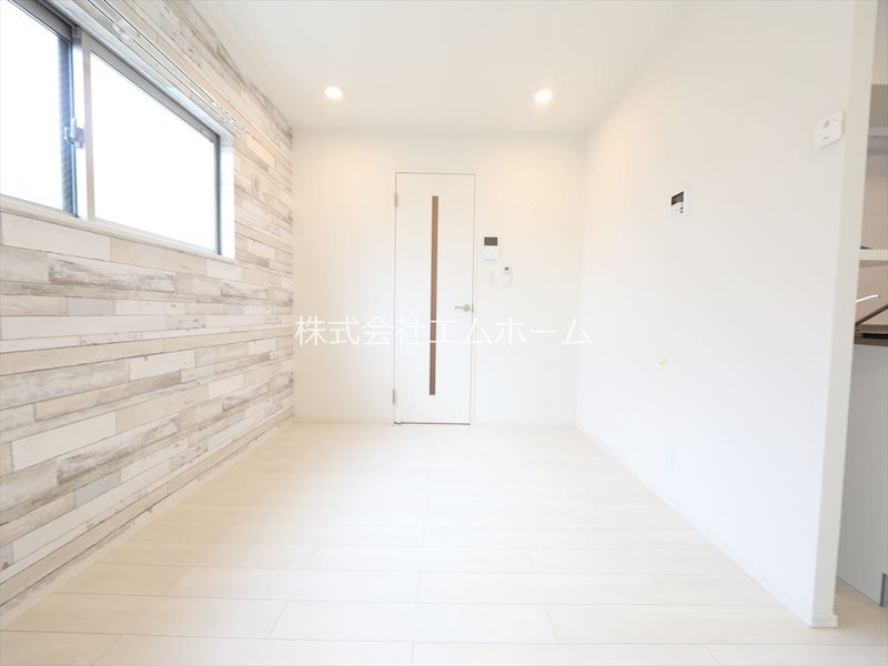 Ａｒｃａ Ｕｒｂａｎａ上飯田 ＬＤＫ8.4帖　システムキッチン　エアコン完備