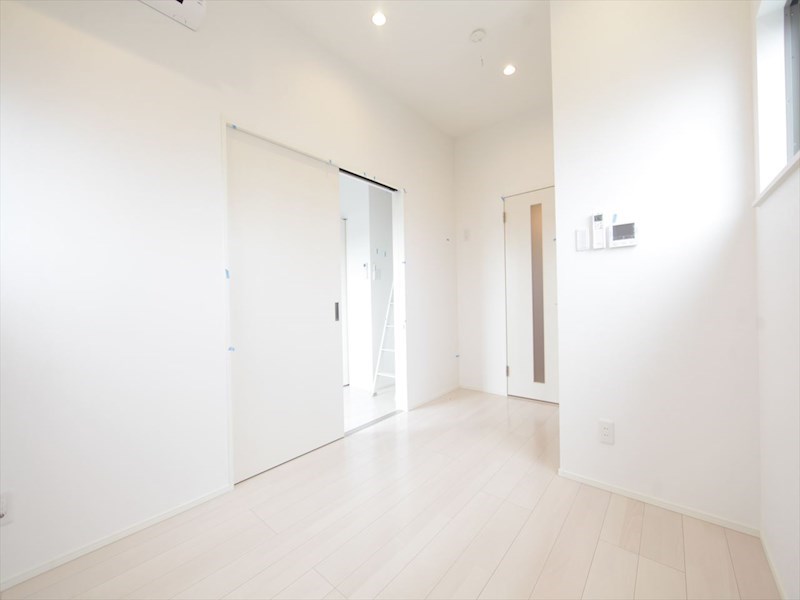 ＯＫＡＳＩＮ６９３１ ＤＫ6帖　システムキッチン　エアコン完備　同仕様写真