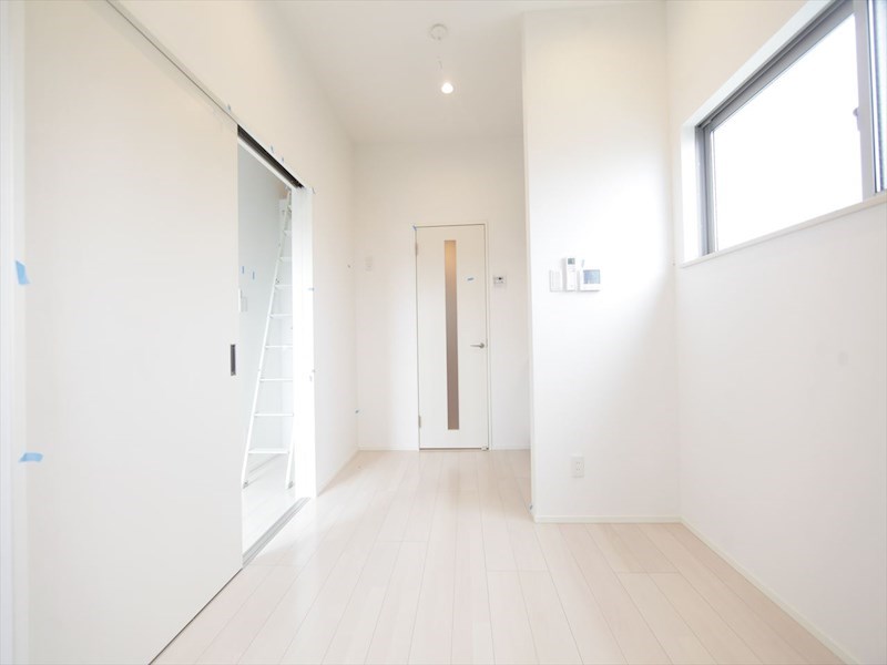 ＯＫＡＳＩＮ６９３１ ＤＫ6帖　システムキッチン　エアコン完備　同仕様写真