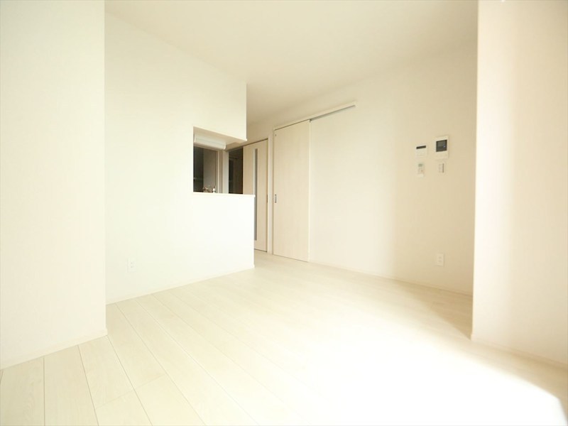 ＲＥＧＡＬＥＳＴ ＺＩＯＮ神宮の杜 ＬＤＫ11.5帖　システムキッチン　エアコン完備　同仕様写真