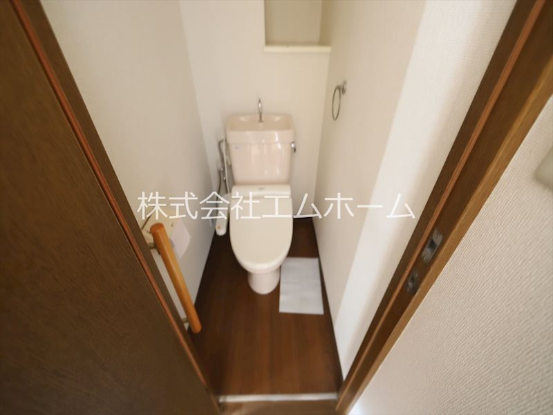 トワピエスつつじケ丘 温水洗浄暖房便座付トイレ