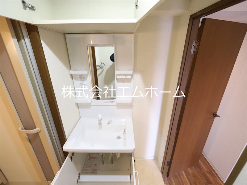 トワピエスつつじケ丘 脱衣所　独立洗面台（シャンプードレッサー）