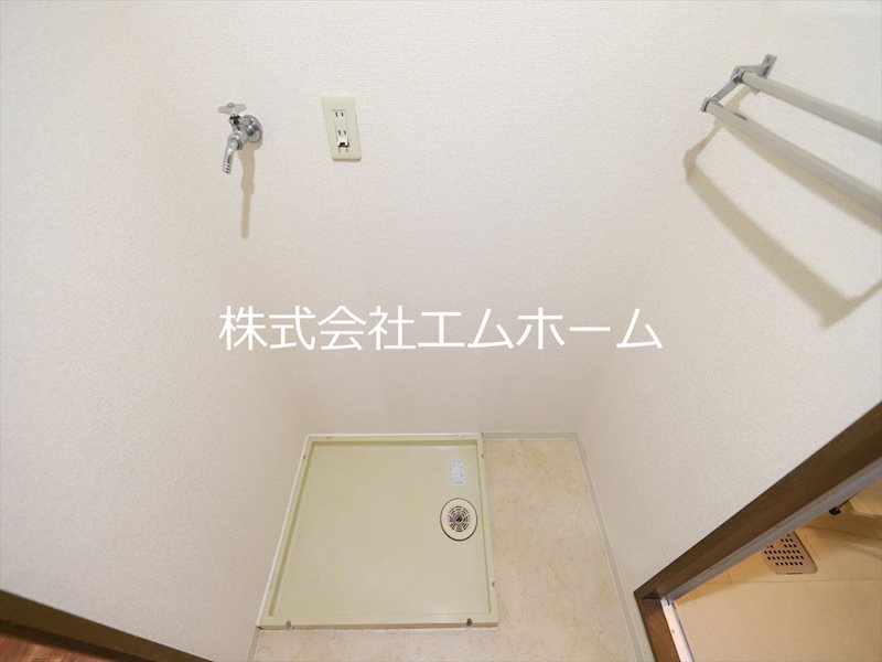 トワピエスつつじケ丘 脱衣所　室内洗濯機置き場