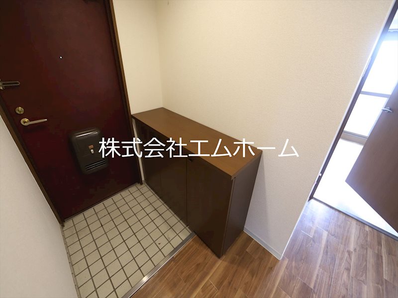 トワピエスつつじケ丘 玄関　シューズボックス付