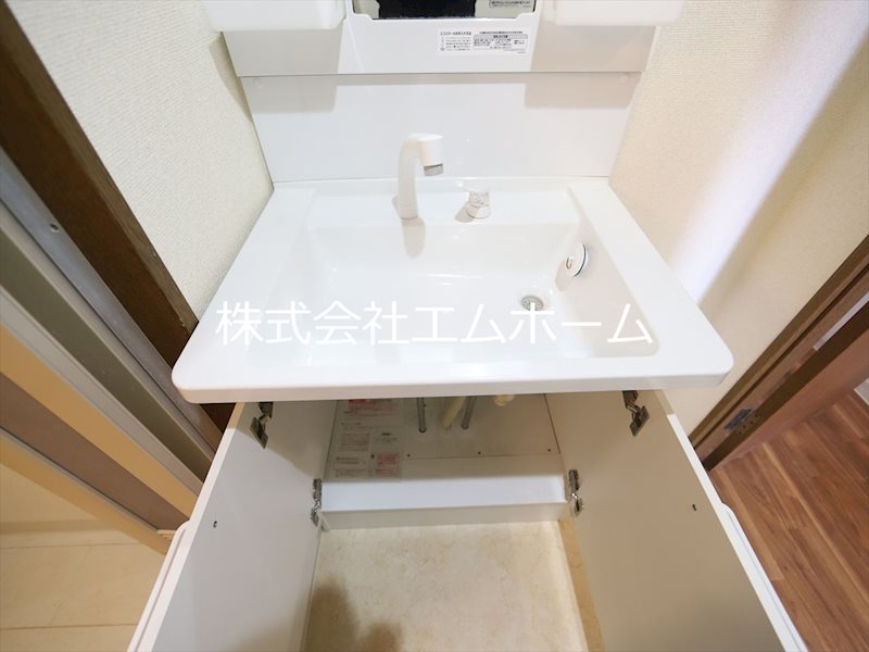 トワピエスつつじケ丘 脱衣所　独立洗面台（シャンプードレッサー）