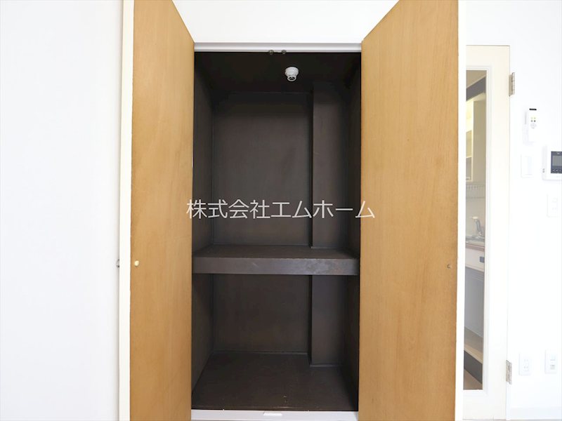 アクシス金城町  クローゼット（収納充実してます）