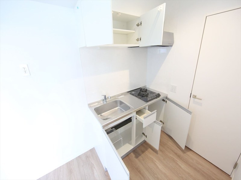 クレスト原 システムキッチン（ガス2口コンロ付）　同仕様写真