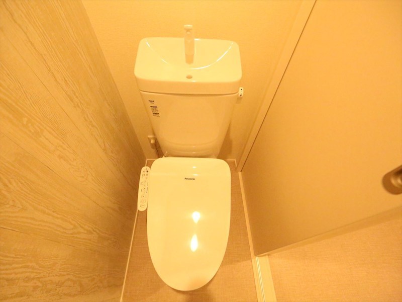 ｃａｓａＨＲ 温水洗浄暖房便座付トイレ　同仕様写真
