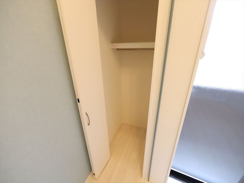 ハーモニーテラス大同町 クローゼット（収納充実してます）　同仕様写真