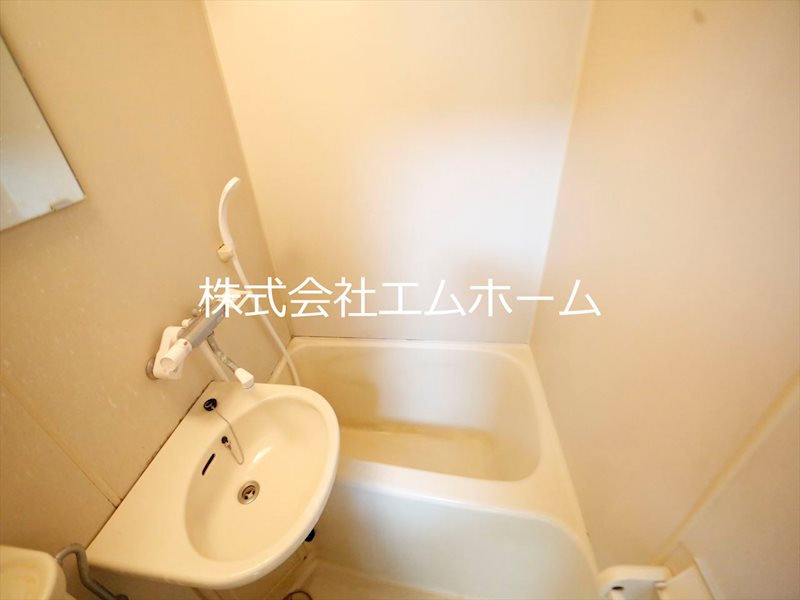 Carlsson(カールソン) お風呂トイレ付