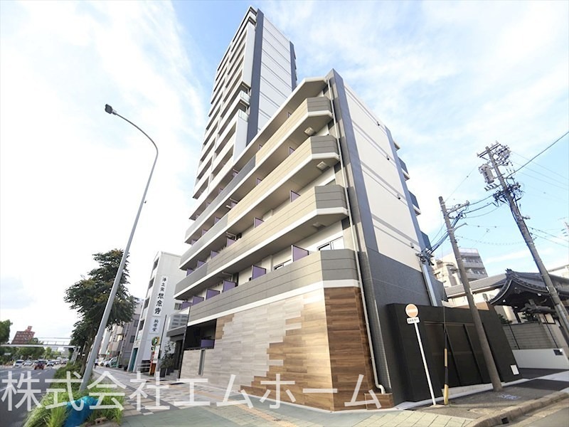 地下鉄熱田神宮西駅徒歩1分 地上15階建てデザイナーズマンション