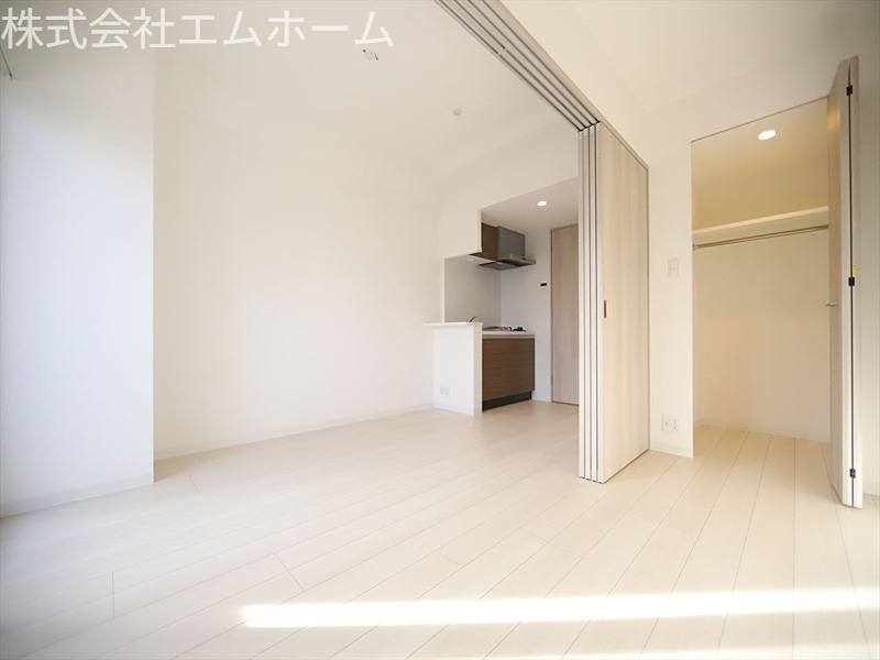 S－RESIDENCE神宮西駅前ａｓｃｅｎｔ 洋室3.3帖　ウォークインクローゼット（収納充実してます）