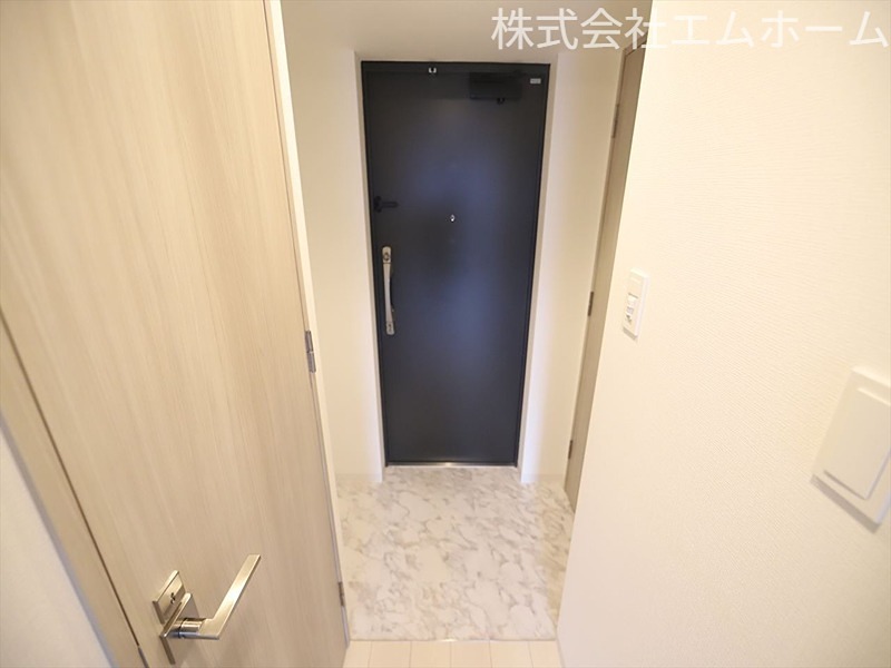S－RESIDENCE神宮西駅前ａｓｃｅｎｔ 玄関　シューズボックス付