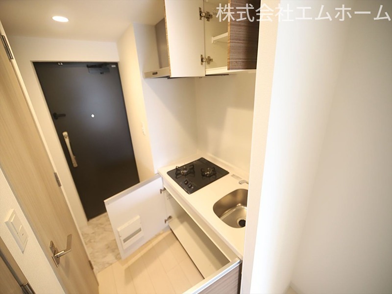 S－RESIDENCE神宮西駅前ａｓｃｅｎｔ システムキッチン（２口ガスコンロ）