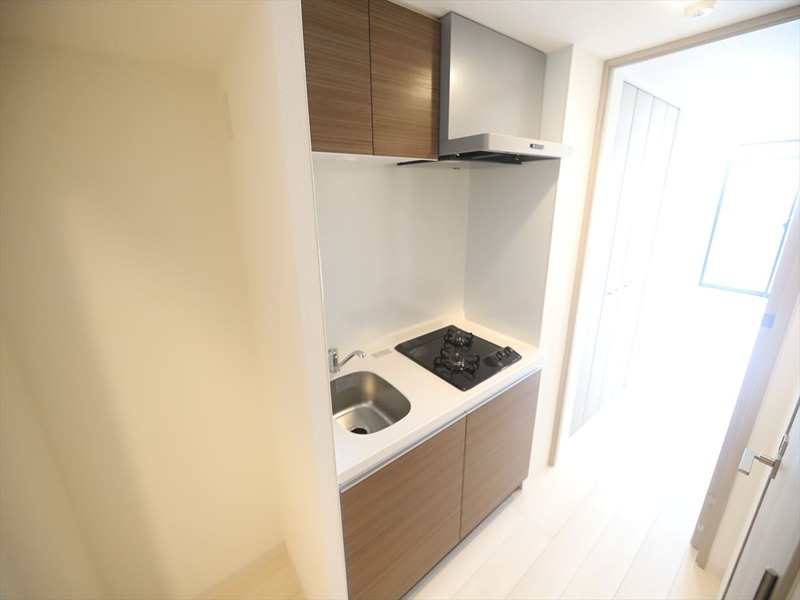 S－RESIDENCE神宮西駅前ａｓｃｅｎｔ システムキッチン（２口ガスコンロ）