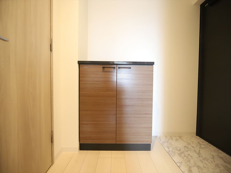 S－RESIDENCE神宮西駅前ａｓｃｅｎｔ 玄関　シューズボックス付