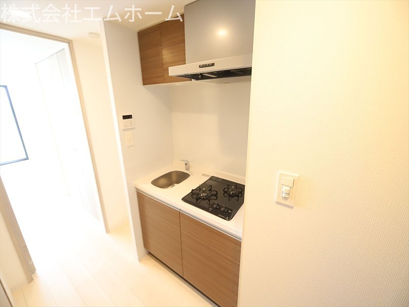 S－RESIDENCE神宮西駅前ａｓｃｅｎｔ システムキッチン（２口ガスコンロ）