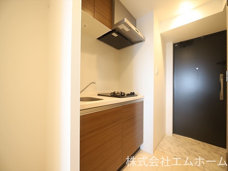 S－RESIDENCE神宮西駅前ａｓｃｅｎｔ システムキッチン（２口ガスコンロ）