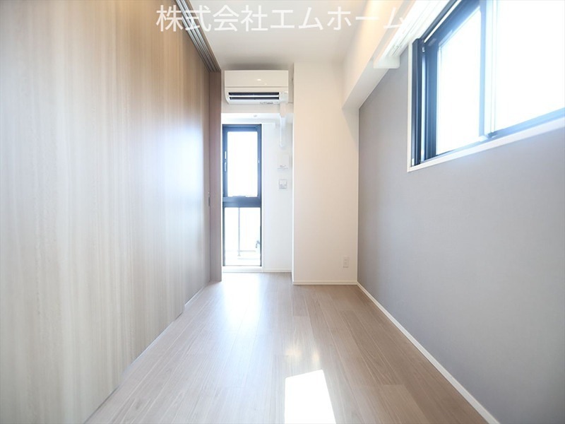ザ・パークハビオ名古屋松原 洋室5.5帖　エアコン完備