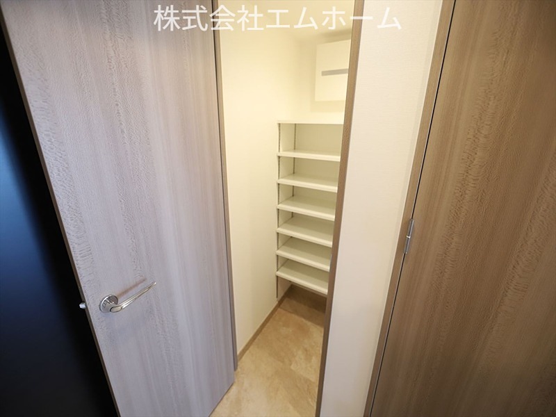 ザ・パークハビオ名古屋松原 シューズインクローク付