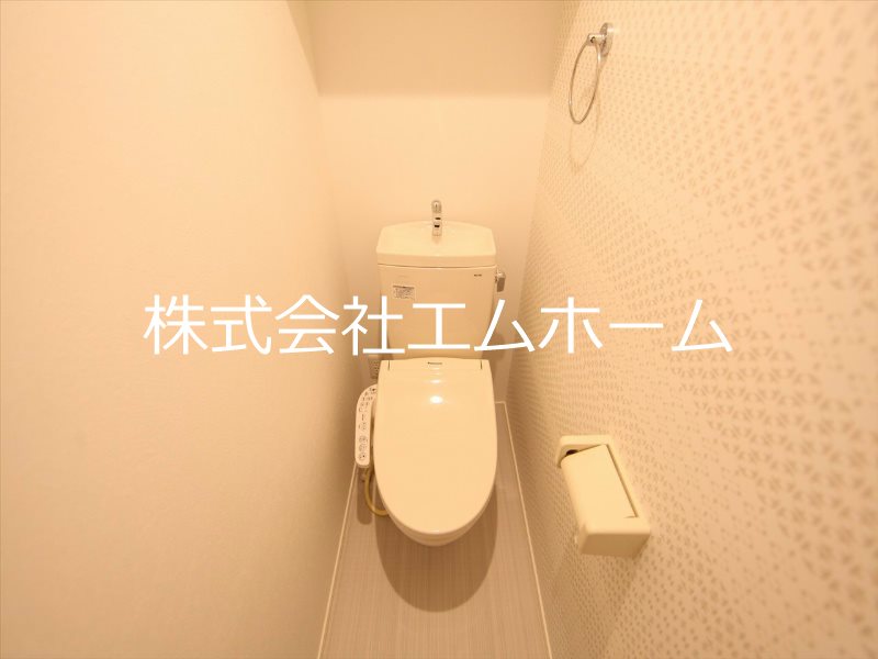 Apelila名駅南（アペリラメイエキミナミ） 温水洗浄暖房便座付トイレ　同型写真