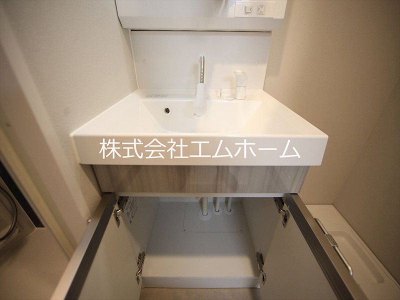 プレイズシード名駅北 脱衣所　独立洗面台（シャンプードレッサー付）収納スペース有