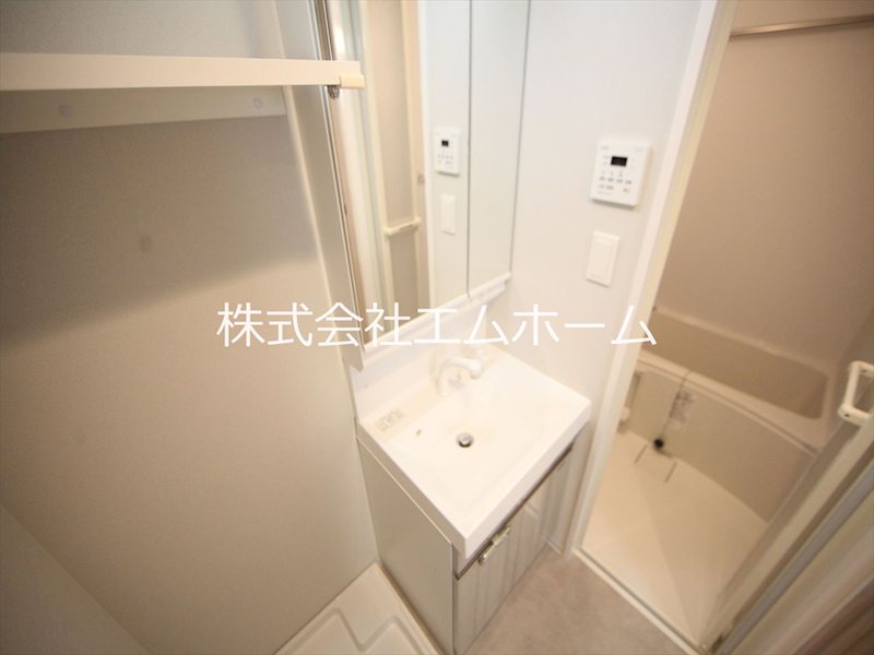 プレイズシード名駅北 脱衣所　独立洗面台（シャンプードレッサー付）収納スペース有