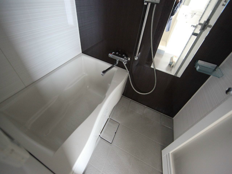 ａＬＡＴＯ白壁 バスルーム（お風呂トイレ別）