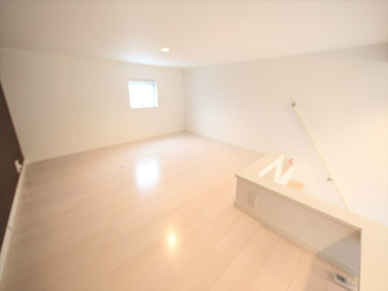 Ｃｏｕｎｔｒｙ ｖｉｌｌａ（カントリーヴィラ） ロフト6帖（収納にも寝室にも使えます）