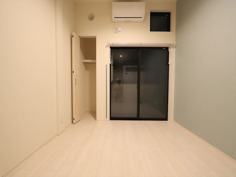 ハーモニーテラス大高町 洋室5.9帖　ロフト5.8帖（収納にも使えます）　同仕様写真