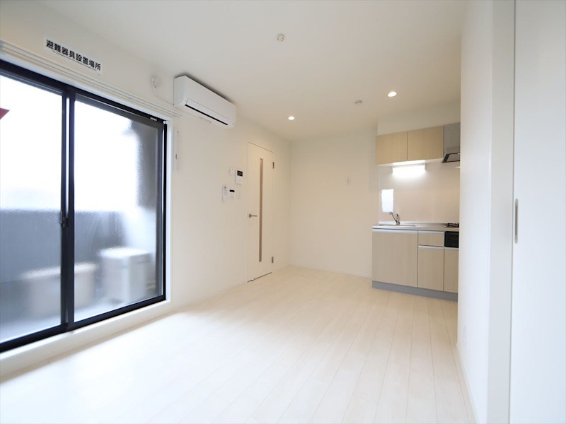 （仮称）ハーモニーテラス西又兵ヱ町四丁目 ＬＤＫ9.9帖　システムキッチン　バルコニー　同仕様写真