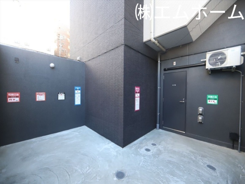 エスリード金山ル・グラン 敷地内ごみ置き場