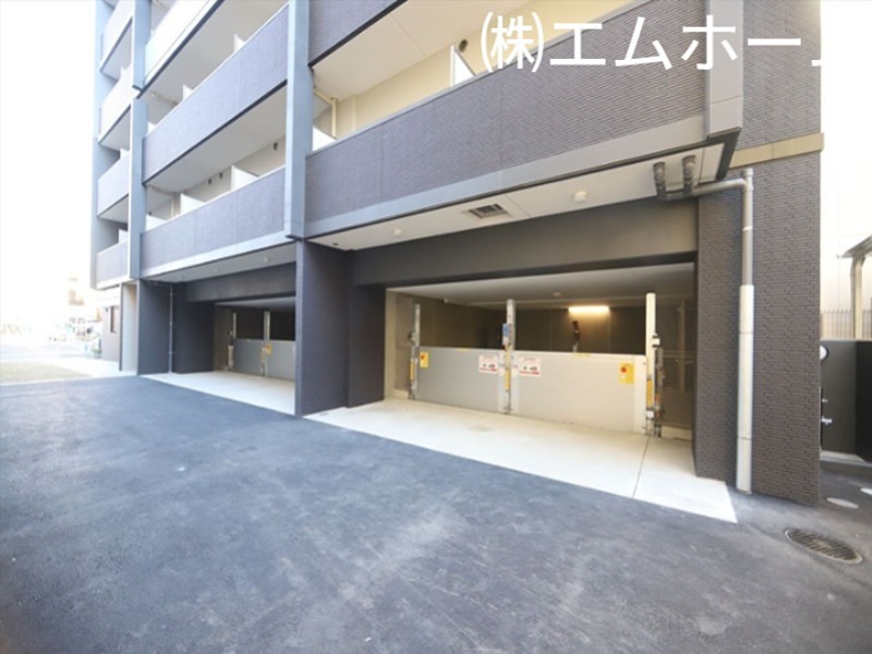 エスリード金山ル・グラン 駐車場　駐輪場