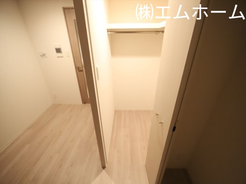 エスリード金山ル・グラン ウォークインクローゼット　収納充実してます