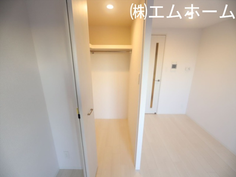 エスリード金山ル・グラン ウォークインクローゼット　収納充実してます