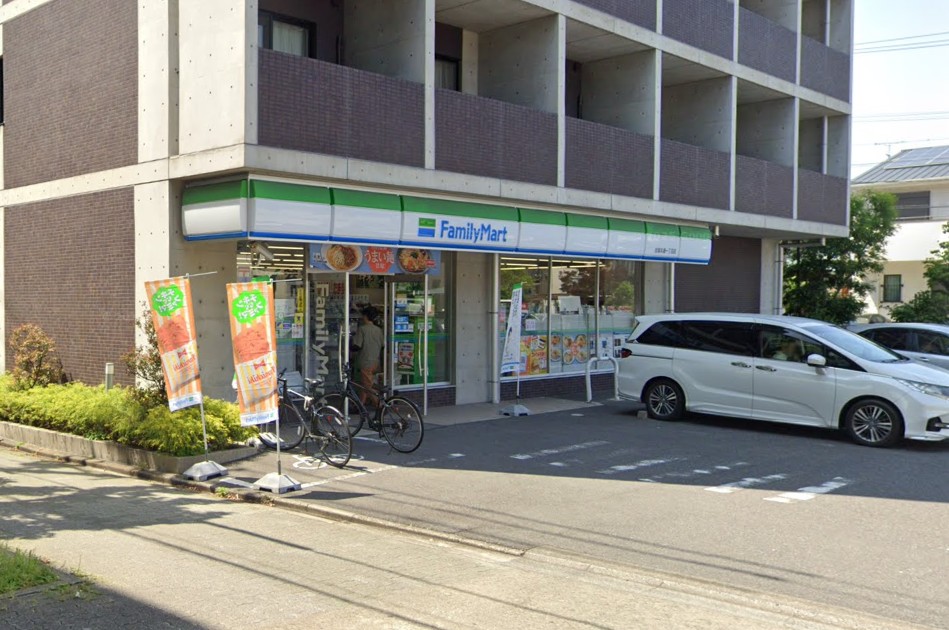 ｔｏｉｒｏ ファミリーマート 岩塚本通一丁目店