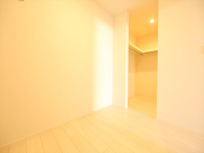ＲＥＧＡＬＥＳＴ ＤＵＯ 洋室3.6帖　ウォークインクローゼット付　同仕様写真