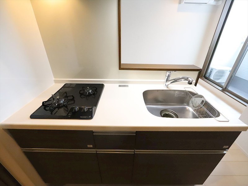 ＲＥＧＡＬＥＳＴラヴ守山 システムキッチン（ガス2口コンロ付）　同仕様写真