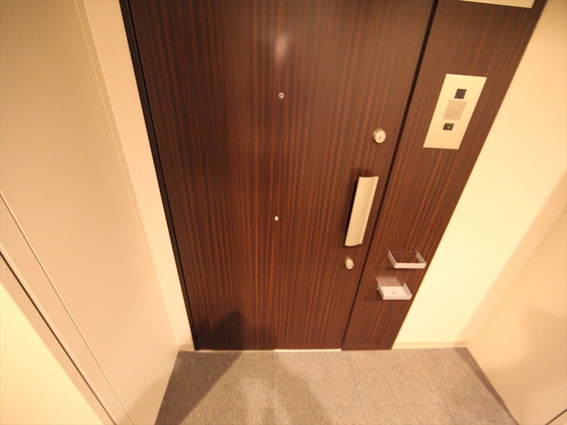 一条タワー金山 玄関ディンプルダブルロックキー