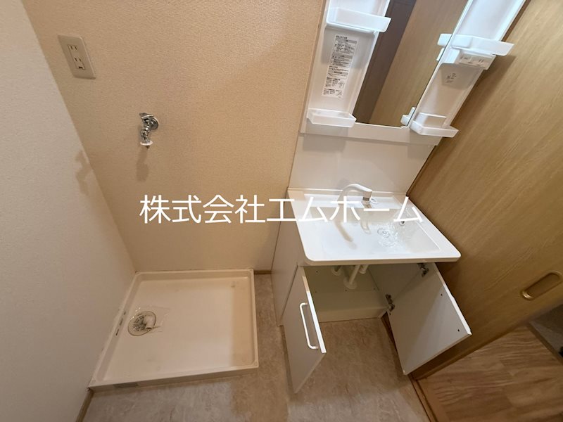 ｄｉｘ・9・7ビル（ディスナインセブンビル） 脱衣所　独立洗面台（シャンプードレッサー）洗濯機用意できます